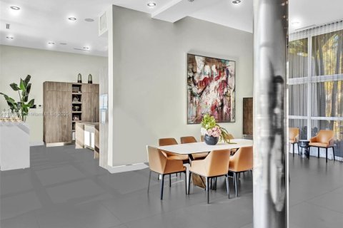 Купить виллу или дом в Халландейл-Бич, Флорида 5 спален, 413.97м2, № 1937026 - фото 18