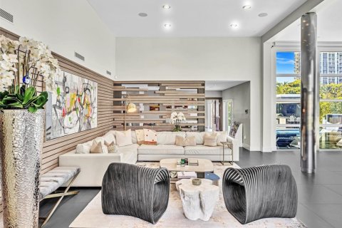 Villa ou maison à vendre à Hallandale Beach, Floride: 5 chambres, 413.97 m2 № 1937026 - photo 22