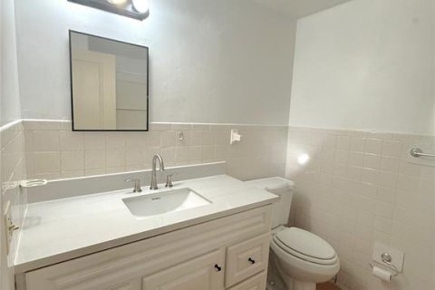 Appartement à louer à New Port Richey, Floride: 1 chambre, 269.04 m2 № 2412588 - photo 9