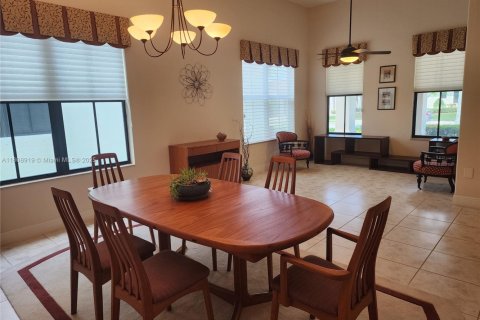 House in Cooper City, Florida 3 bedrooms, 195.47 sq.m. № 1750375 - photo 14