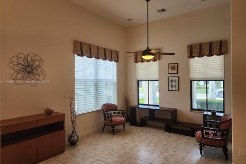 House in Cooper City, Florida 3 bedrooms, 195.47 sq.m. № 1750375 - photo 16