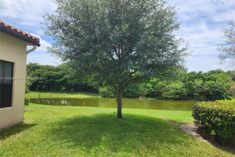 House in Cooper City, Florida 3 bedrooms, 195.47 sq.m. № 1750375 - photo 5