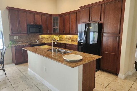 House in Cooper City, Florida 3 bedrooms, 195.47 sq.m. № 1750375 - photo 12