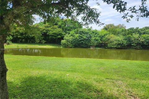 House in Cooper City, Florida 3 bedrooms, 195.47 sq.m. № 1750375 - photo 6