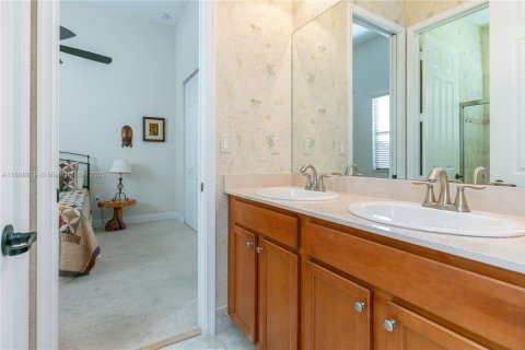 House in Cooper City, Florida 3 bedrooms, 195.47 sq.m. № 1750375 - photo 23
