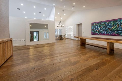 Купить виллу или дом в Майами, Флорида 4 спальни, 504.83м2, № 2067776 - фото 24