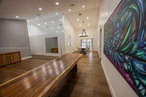 Купить виллу или дом в Майами, Флорида 4 спальни, 504.83м2, № 2067776 - фото 27