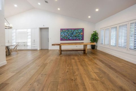 Купить виллу или дом в Майами, Флорида 4 спальни, 504.83м2, № 2067776 - фото 25