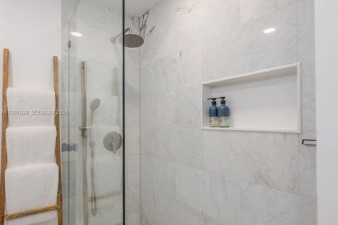 Купить виллу или дом в Майами, Флорида 4 спальни, 504.83м2, № 2067776 - фото 30