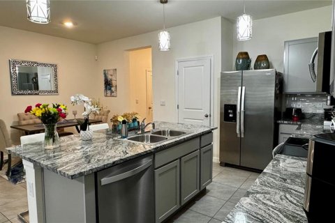 Adosado en alquiler en Apollo Beach, Florida, 3 dormitorios, 151.8 m2 № 1898693 - foto 3