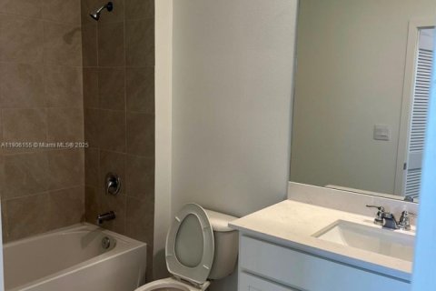 Townhouse in Florida City, Florida 3 bedrooms № 1956859 - photo 21