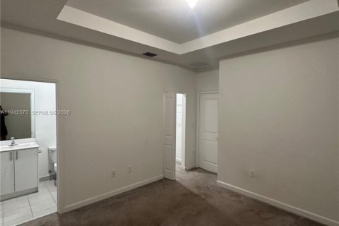 Touwnhouse à vendre à Homestead, Floride: 3 chambres, 129.41 m2 № 2000068 - photo 12