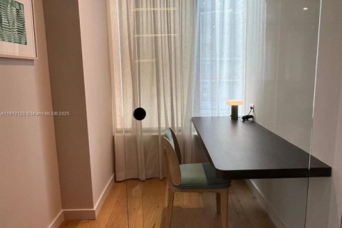 Condominio en venta en Miami, Florida, 32.52 m2 № 1969311 - foto 11