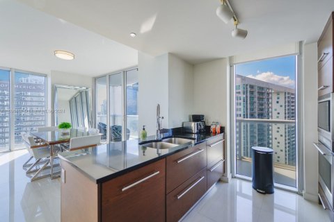 Condominio en venta en Miami, Florida, 2 dormitorios, 135.54 m2 № 1868111 - foto 9