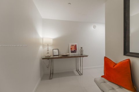Condominio en venta en Miami, Florida, 2 dormitorios, 135.54 m2 № 1868111 - foto 17