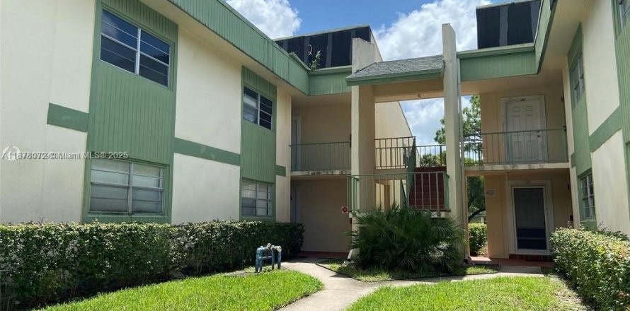 Condo in Coral Springs, Florida, 1 bedroom  № 1923080