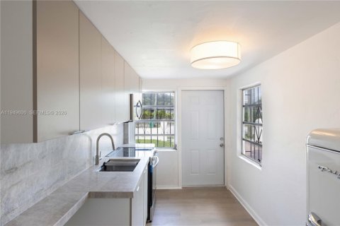 Купить коммерческую недвижимость в Майами, Флорида 138.98м2, № 2005908 - фото 6