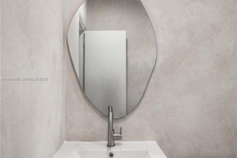 Купить коммерческую недвижимость в Майами, Флорида 138.98м2, № 2005908 - фото 16