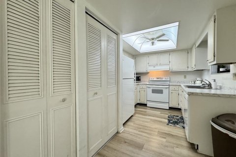 Villa ou maison à louer à Bradenton, Floride: 1 chambre, 70.23 m2 № 1840463 - photo 7