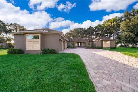 House in Grand Island, Florida 3 bedrooms, 221.39 sq.m. № 2196087 - photo 3