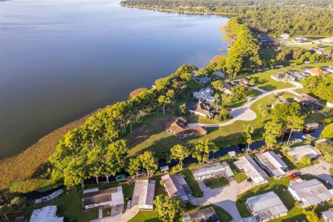 House in Grand Island, Florida 3 bedrooms, 221.39 sq.m. № 2196087 - photo 8