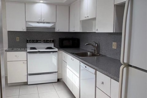 Copropriété à louer à Boca Raton, Floride: 3 chambres, 120.77 m2 № 1996661 - photo 6