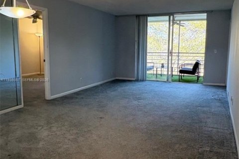 Copropriété à louer à Boca Raton, Floride: 3 chambres, 120.77 m2 № 1996661 - photo 5