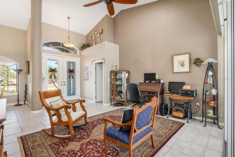 Villa ou maison à vendre à Punta Gorda, Floride: 3 chambres, 216 m2 № 2151564 - photo 8