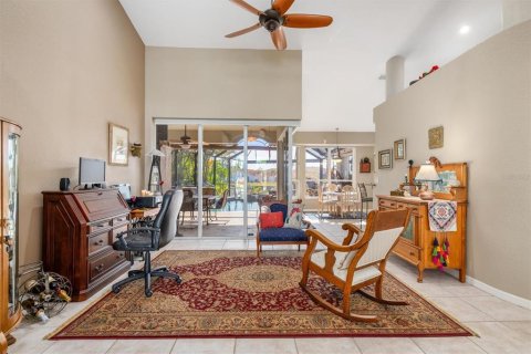 Villa ou maison à vendre à Punta Gorda, Floride: 3 chambres, 216 m2 № 2151564 - photo 5