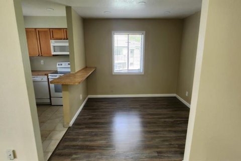 Condominio en venta en Longwood, Florida, 1 dormitorio, 71.35 m2 № 1878340 - foto 10