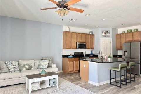 Townhouse in Riverview, Florida 3 bedrooms, 130.06 sq.m. № 2101852 - photo 9