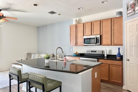 Townhouse in Riverview, Florida 3 bedrooms, 130.06 sq.m. № 2101852 - photo 5