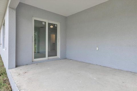 House in Punta Gorda, Florida 2 bedrooms, 89.37 sq.m. № 2103317 - photo 24