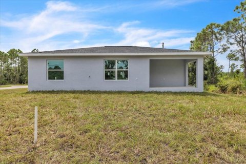 House in Punta Gorda, Florida 2 bedrooms, 89.37 sq.m. № 2103317 - photo 26