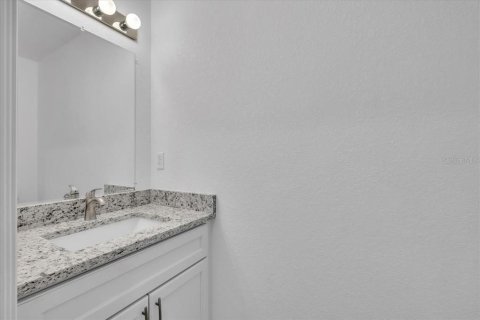 House in Punta Gorda, Florida 2 bedrooms, 89.37 sq.m. № 2103317 - photo 20