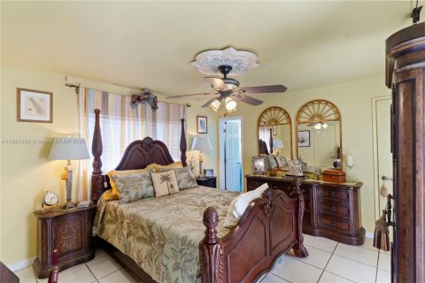 Casa en venta en Hollywood, Florida, 4 dormitorios, 152.64 m2 № 1855284 - foto 12