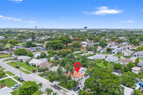 Casa en venta en Hollywood, Florida, 4 dormitorios, 152.64 m2 № 1855284 - foto 25