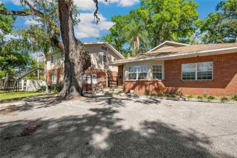 Propiedad comercial en venta en Dade City, Florida, 549.7 m2 № 1597966 - foto 5