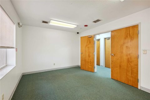 Propiedad comercial en venta en Dade City, Florida, 549.7 m2 № 1597966 - foto 22