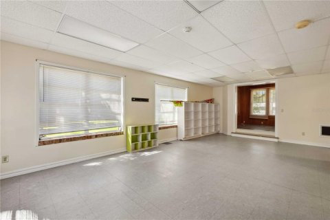 Propiedad comercial en venta en Dade City, Florida, 549.7 m2 № 1597966 - foto 18