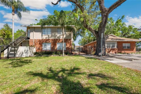 Propiedad comercial en venta en Dade City, Florida, 549.7 m2 № 1597966 - foto 2