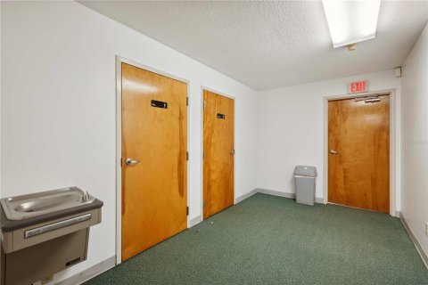 Propiedad comercial en venta en Dade City, Florida, 549.7 m2 № 1597966 - foto 23