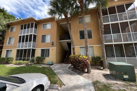 Copropriété à vendre à Pompano Beach, Floride: 3 chambres, 108.7 m2 № 1454214 - photo 2