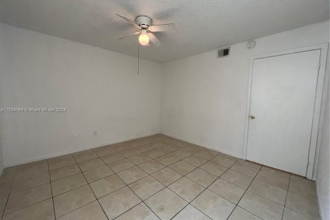 Copropriété à vendre à Pompano Beach, Floride: 3 chambres, 108.7 m2 № 1454214 - photo 14