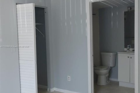 Copropriété à vendre à Pompano Beach, Floride: 3 chambres, 108.7 m2 № 1454214 - photo 26