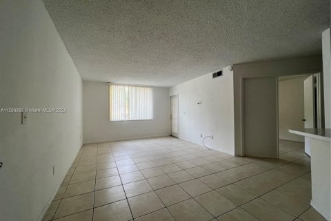 Copropriété à vendre à Pompano Beach, Floride: 3 chambres, 108.7 m2 № 1454214 - photo 5