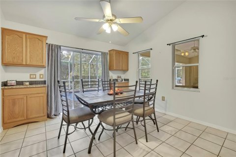 House in Lecanto, Florida 4 bedrooms, 200.95 sq.m. № 2195371 - photo 23