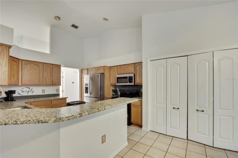 House in Lecanto, Florida 4 bedrooms, 200.95 sq.m. № 2195371 - photo 22