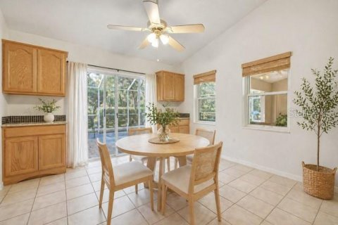 House in Lecanto, Florida 4 bedrooms, 200.95 sq.m. № 2195371 - photo 24