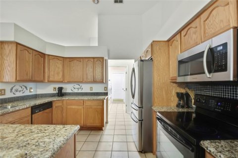 House in Lecanto, Florida 4 bedrooms, 200.95 sq.m. № 2195371 - photo 17